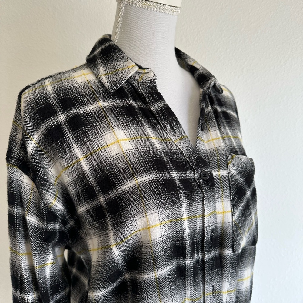 B.P. Button down flannel